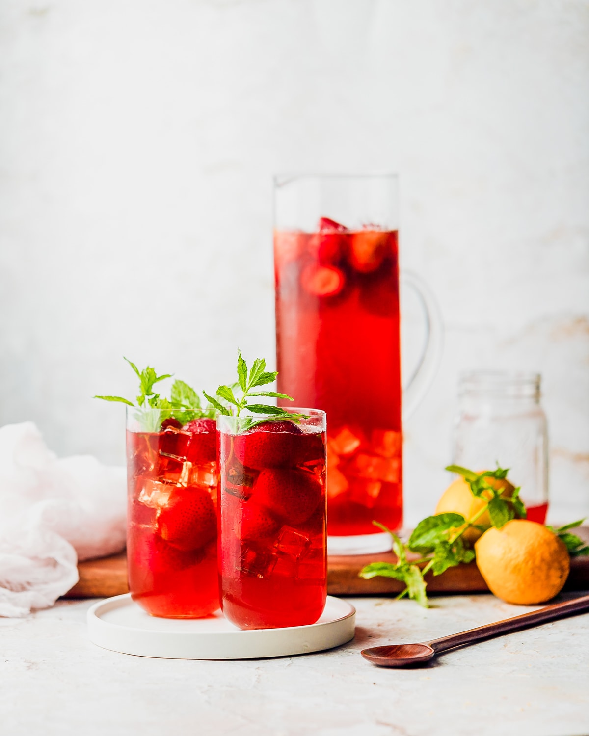 Strawberry ice tea